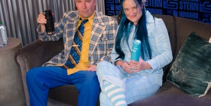 Ontario Premier Doug Ford promises ‘a buck a beer’